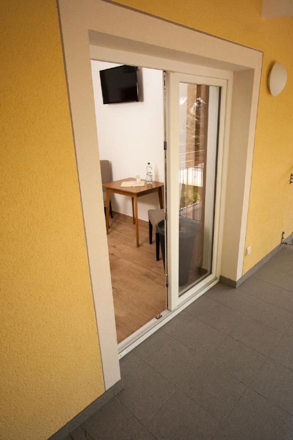 Pension Diener Nausslitz Exteriör bild
